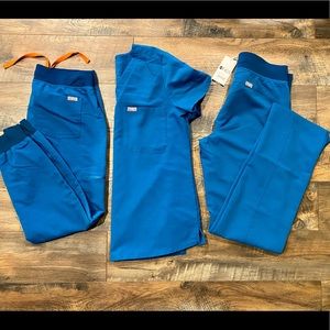 Figs Limited Edition Alps Blue Scrub Set